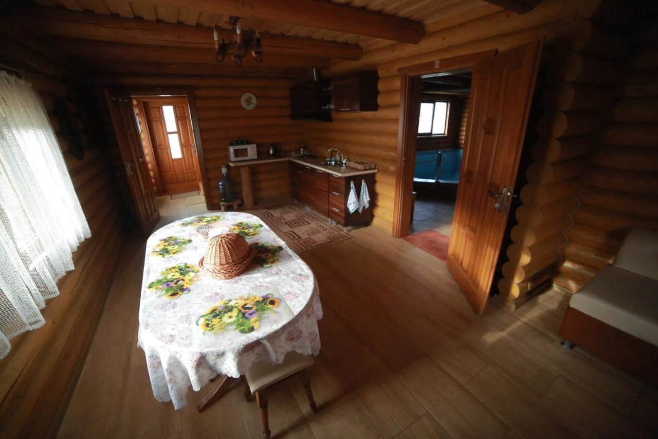 Загородные дома Holiday home Sonyachniy Laz Поляна-23