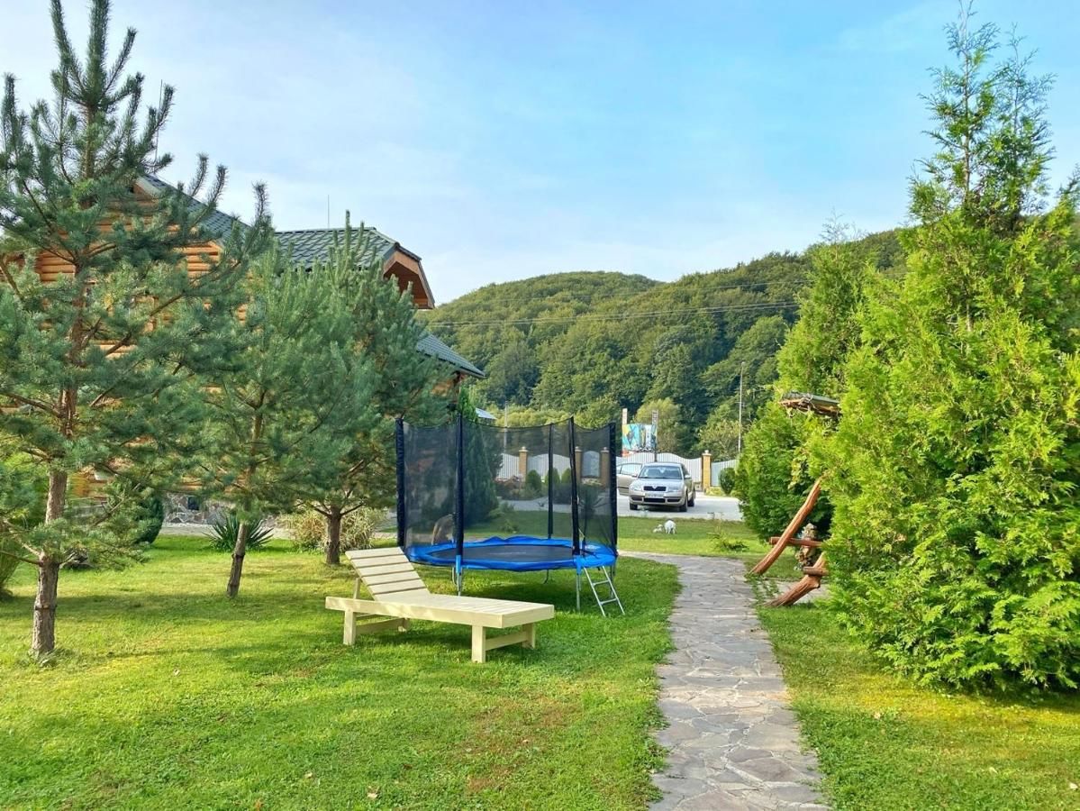 Загородные дома Holiday home Sonyachniy Laz Поляна-11